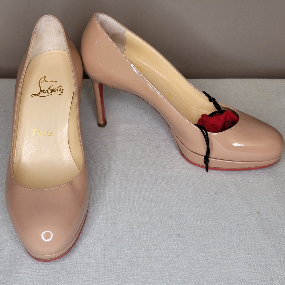 Christian Louboutin Nude Patent Leather Heel Pumps Size 36